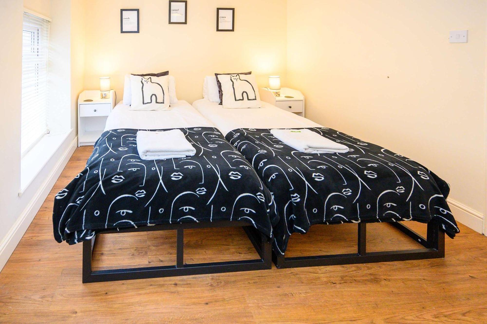 Llareggub Amazing House In Afan Forest With Breath-Taking Views By Staystaycations Port Talbot Luaran gambar